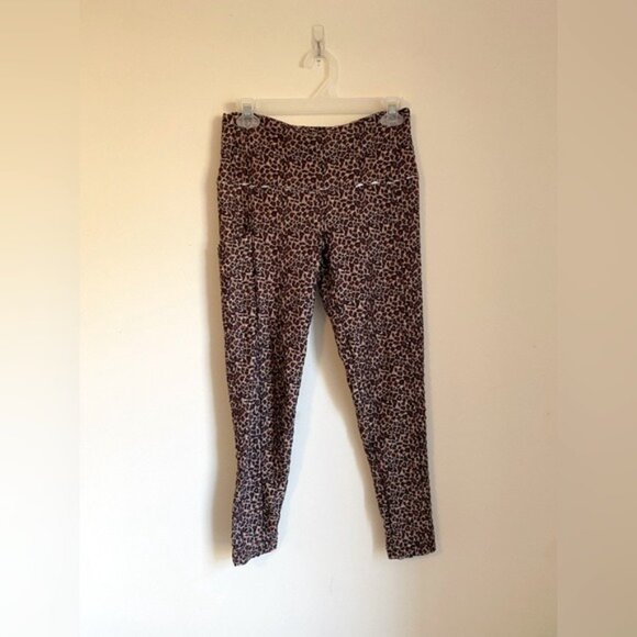 Leopard Print 2-Piece Stretchy Cropped Top & Leggings Lounge Set Size L - Picture 8 of 13